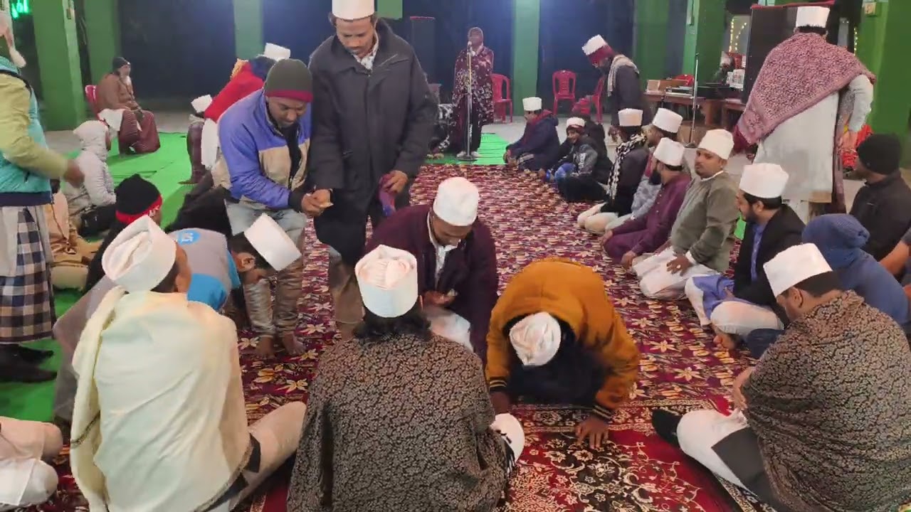 30 URS MUBARAK MEHAFIL E NAAT O MANKABAT BARGA E SABIRUL AULIYA SARKAR ZERA SARPARAST TAJ UL AULIYA 