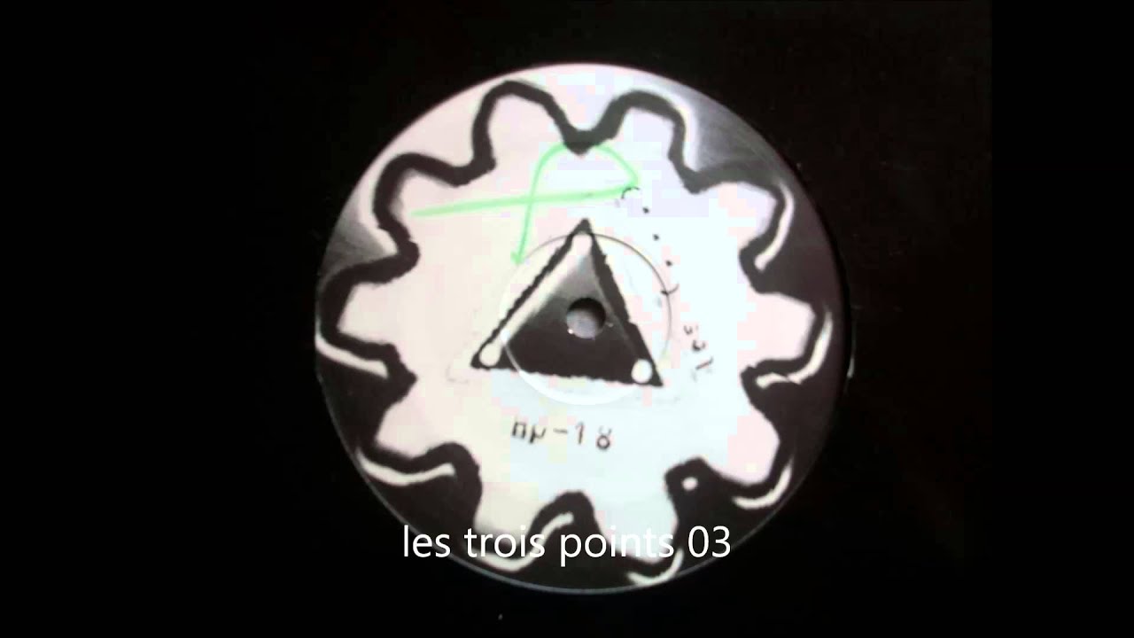 les trois points 03