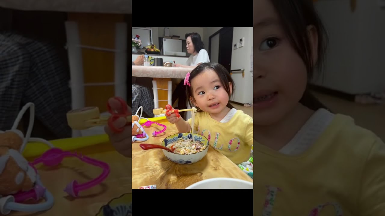 Phản ứng của ba mẹ ck khi ăn mắm tôm