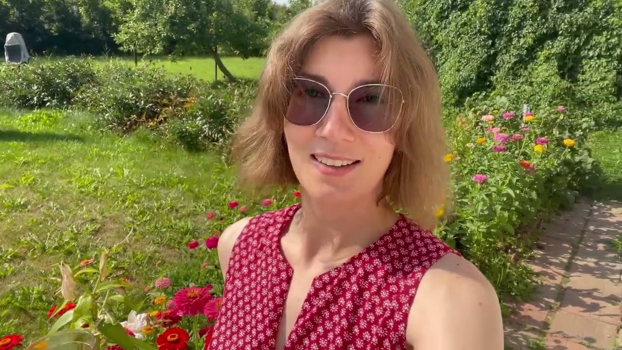 ЛЕТО НА ДАЧЕ: шашлыки и поиск сокровищ с металлоискателем. Слушать медленный русский с субтитрами
