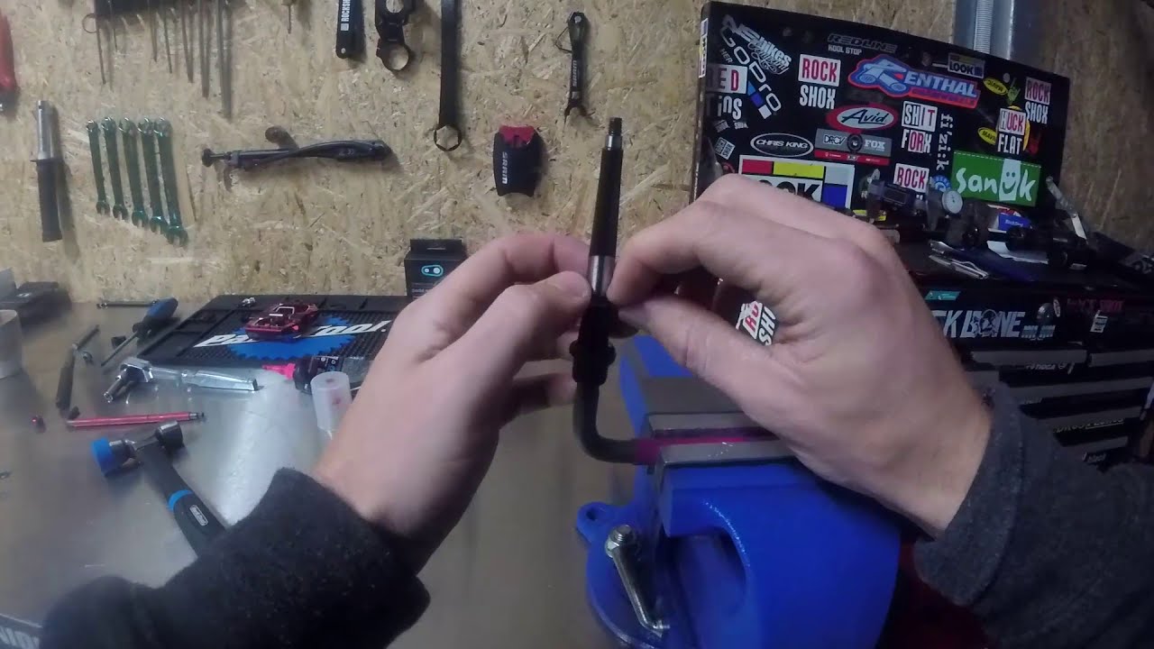 Service your Crankbrothers Mallet Pedals with Canyon Factory Racing Mechanic, Aaron Pelttari!