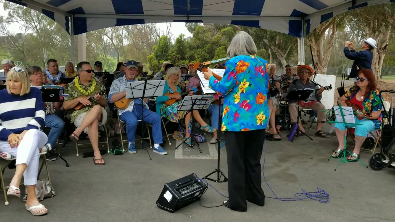 HB's Island Bazaar Ukulele at HB Concours