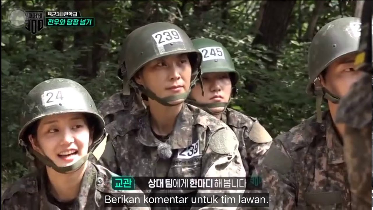 Cute moment Lisa / Lalisa Manoban Blackpink on Real Men 300