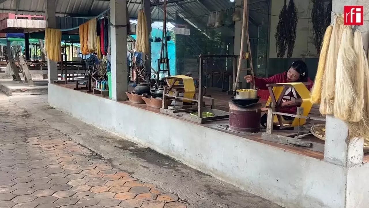 តម្បាញកោះឧកញ៉ាតី កំពុងទទួលបានការគាំទ្រពីភ្ញៀវទេសចរ