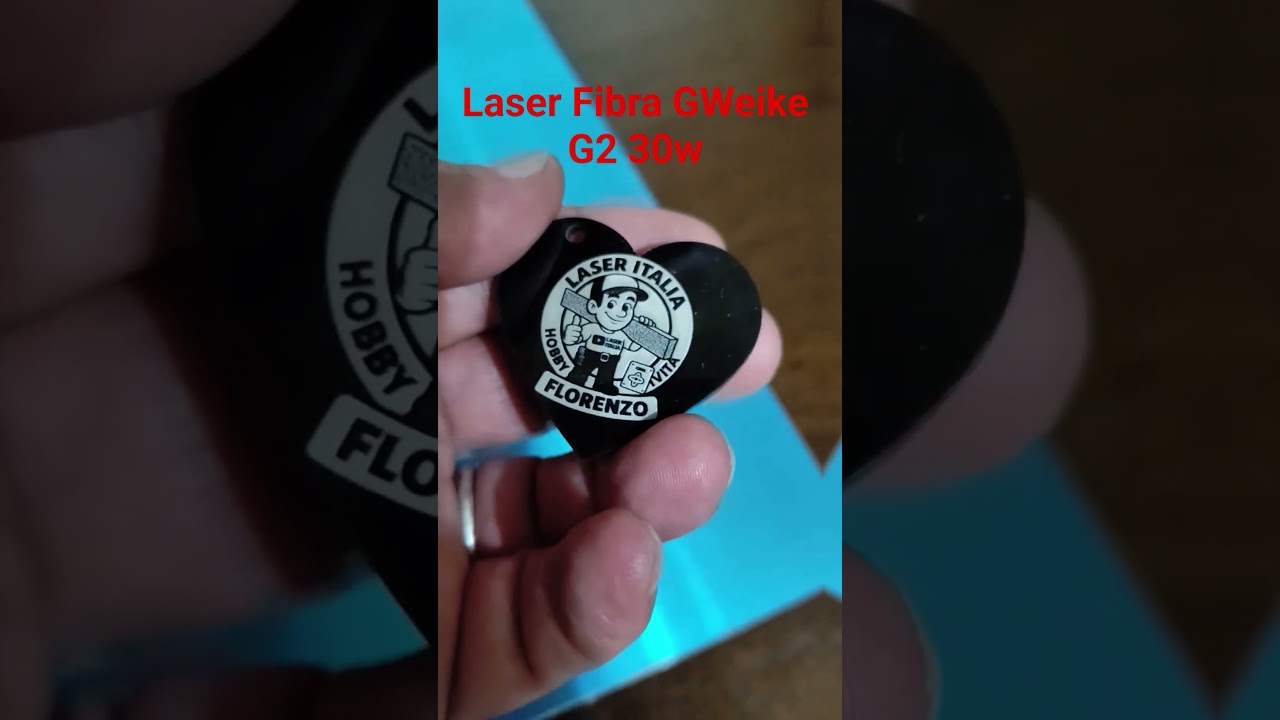 lavorazione con laser fibra GWeike G2 30w su plexiglass 