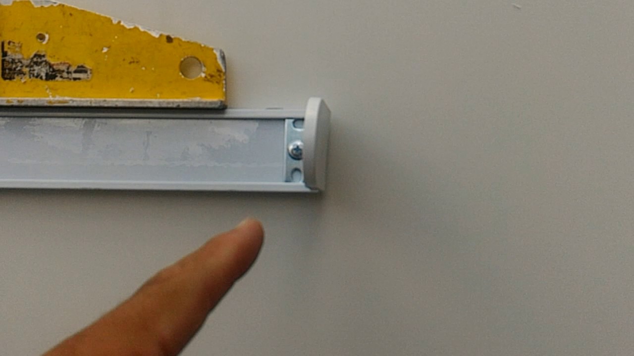 Instalação de cortinas rolô - Com barra instaladora - Rollflex Cortinas
