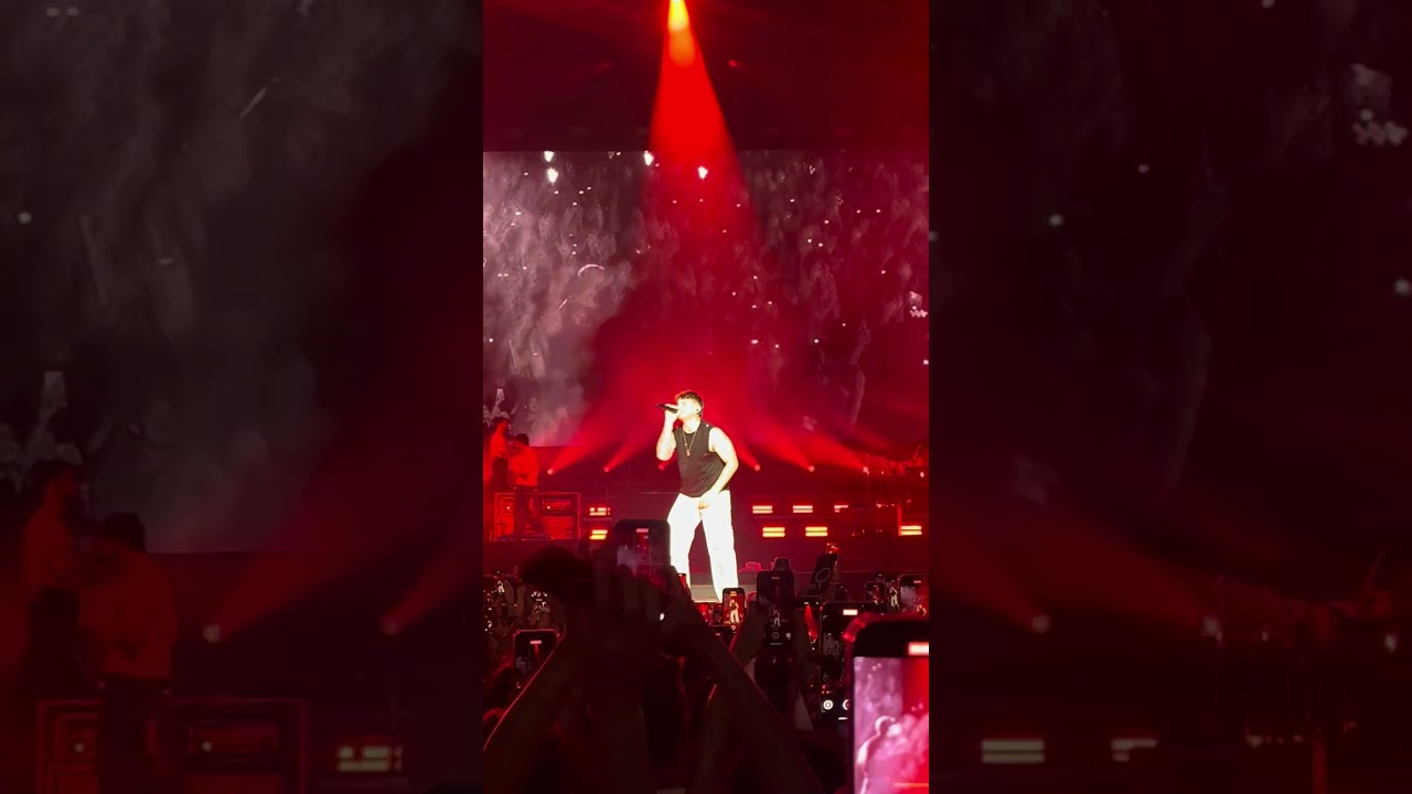 &ldquo;Per me sei devastante&rdquo;     #music #concert #olly#devastante