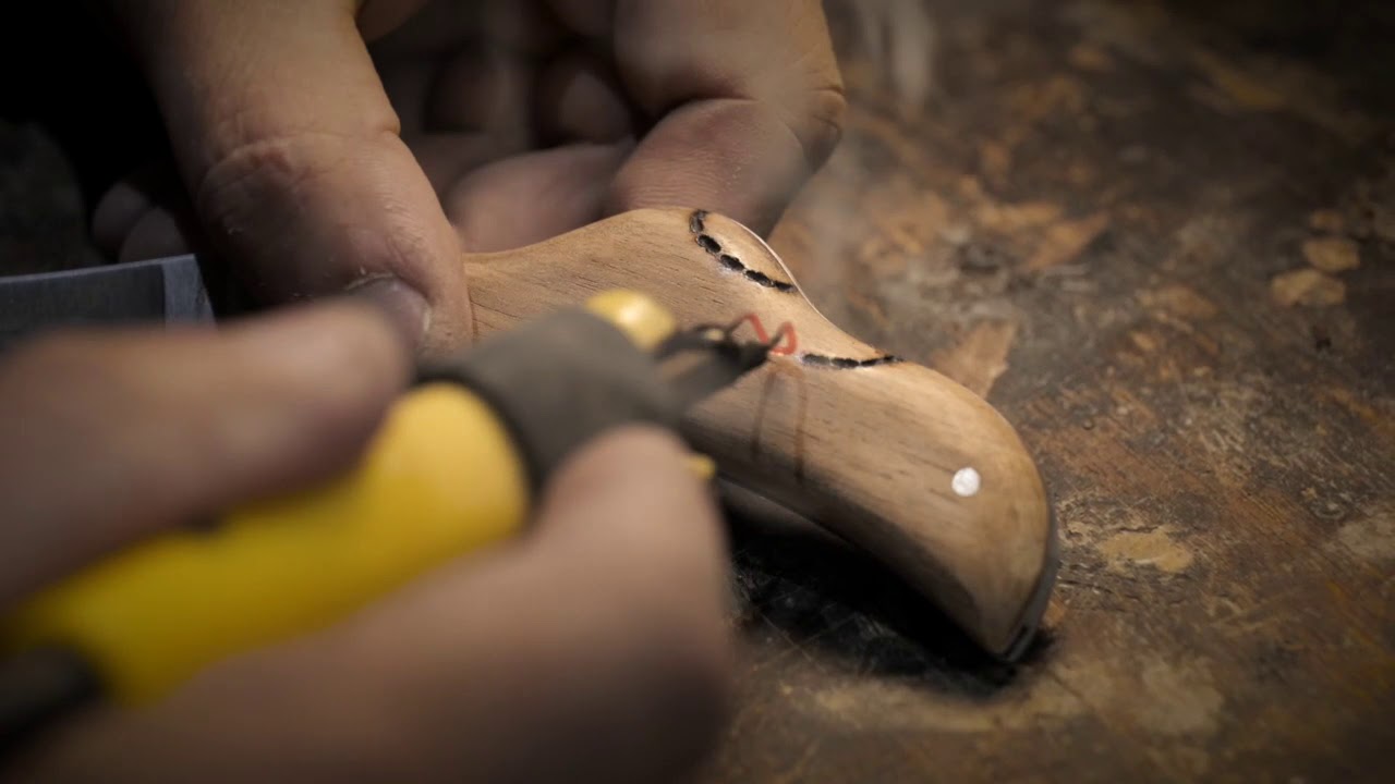 Fabrication artisanale du couteau Le Chamoniard