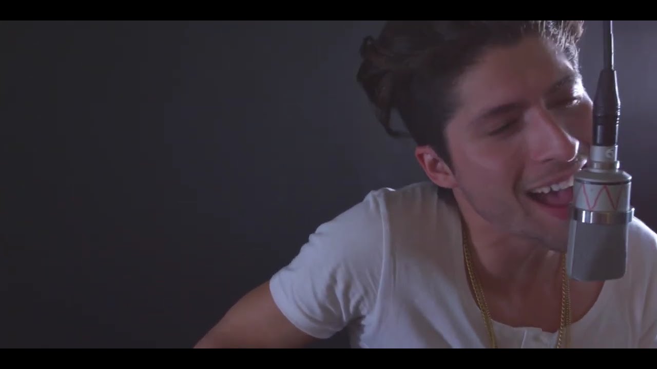 Mark Rosas - I'm Just Not Over You (One Take Acoustic)