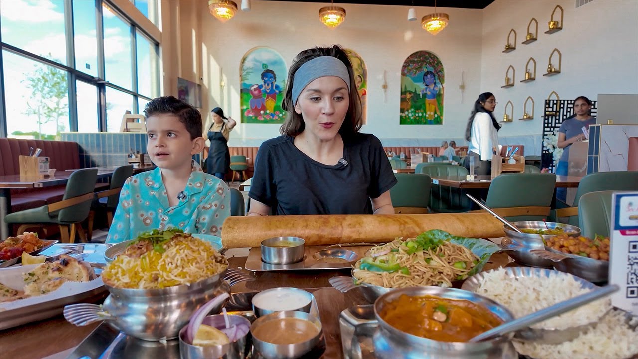 Eating VEGETARIAN SOUTH INDIAN FOOD | I wasn't expecting THIS.