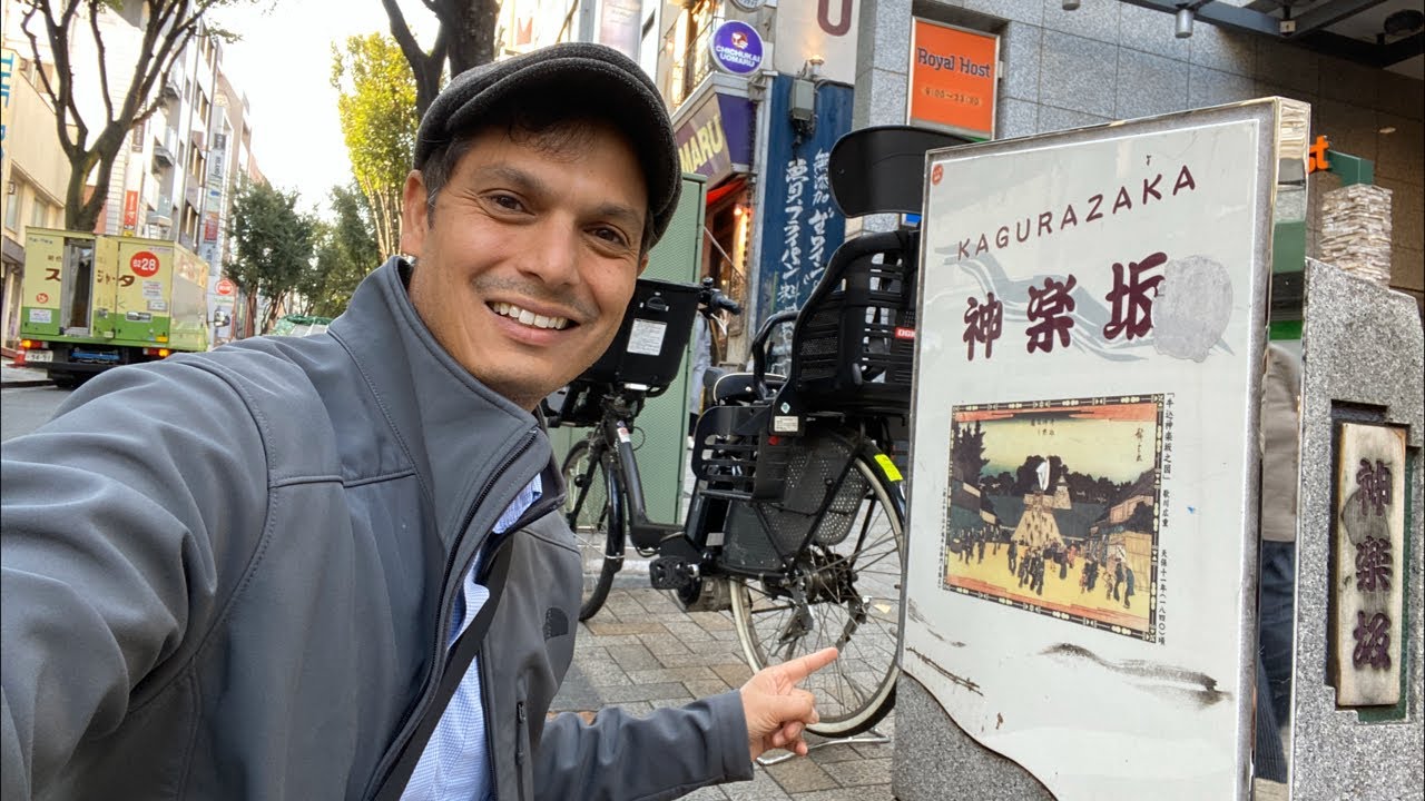 Tokyo’s Kagurazaka Eat, Shop & Alley Walk Adventure