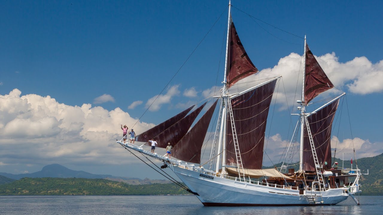 Sailing adventures in Indonesia with traditional Pinisi boat Katharina
