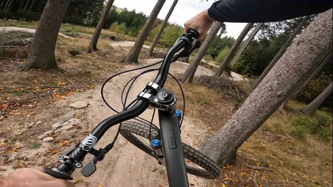Singletraily Vysočina Arena a kompletní červený trail - DIRTY PARKS