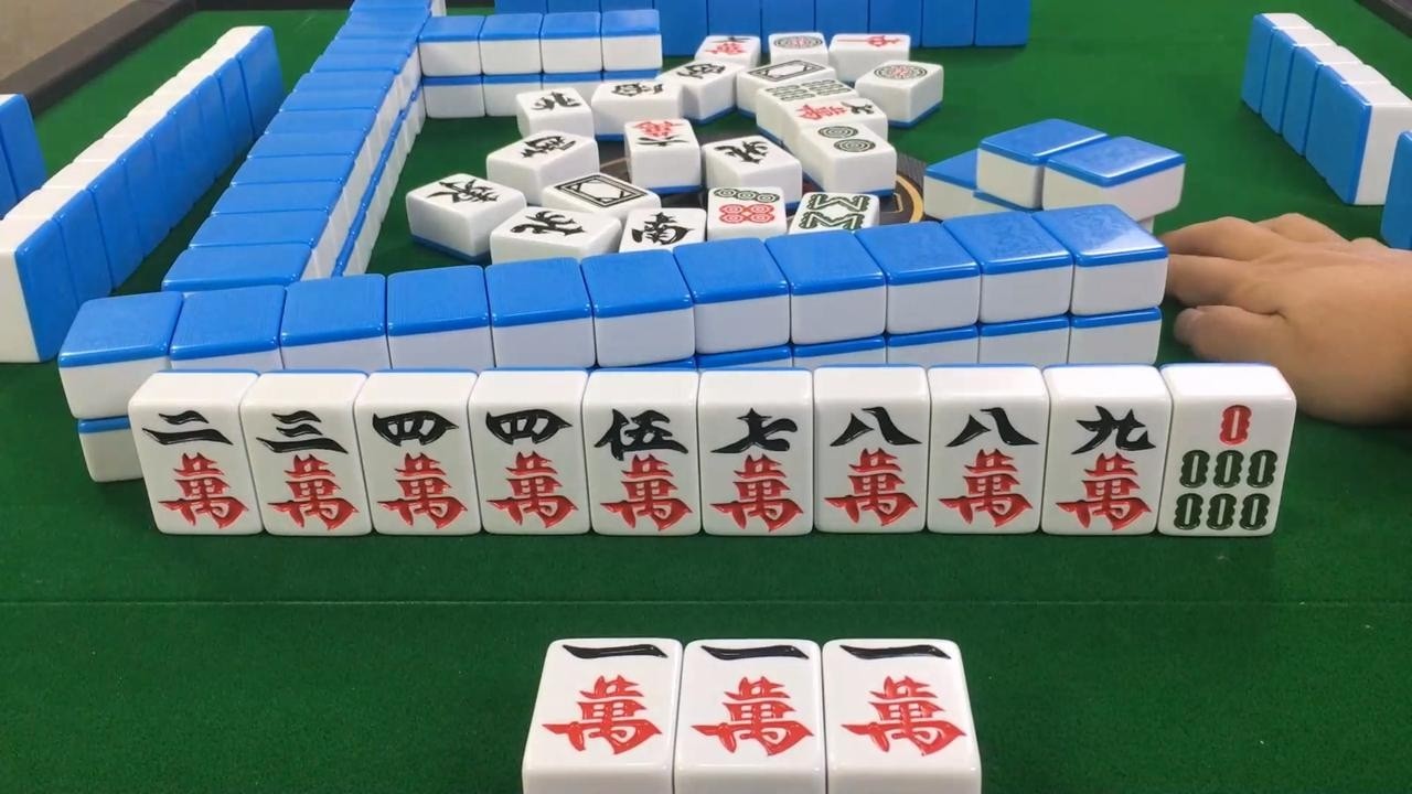 麻将：剑走偏锋，小哥执意要做大牌，结局会怎样呢？