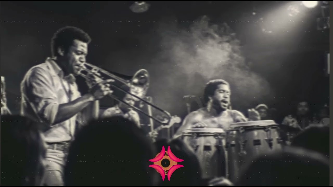 EL SONERO Y SU PUEBLO - SALSA RUMBA36