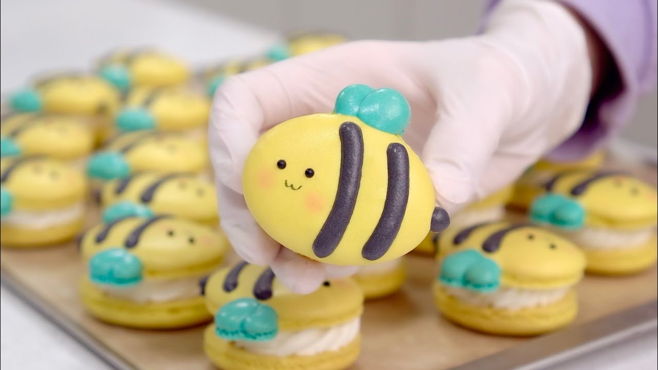 Honeybee Macarons [SUGAR BEAN]