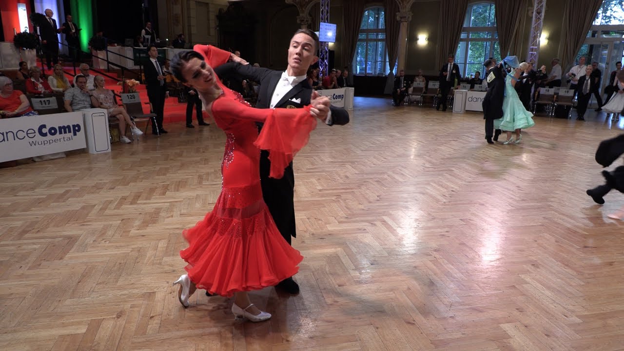 Ivan Varfolomeev - Valeria Remina RUS, Slow Foxtrot | WDSF World Open Standard