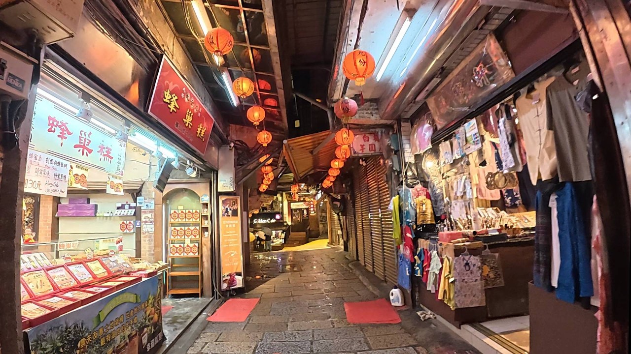 🏮 Taiwan Jiufen - Walking around in a rainy day ☂️