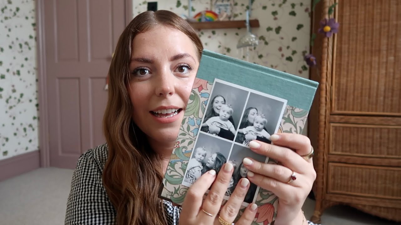 family albums, making bagels, a garden fail & day trips out.