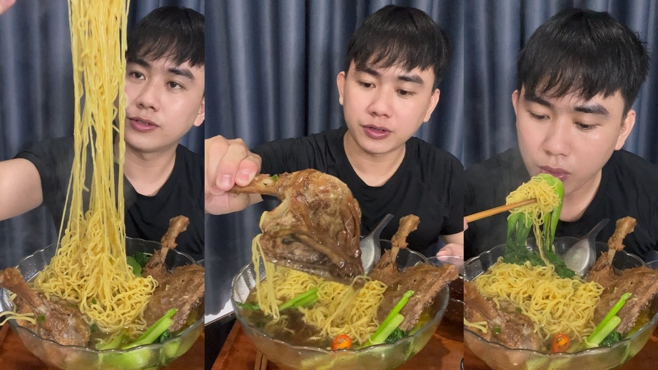 Mukbang Tô Mì Vịt Tiềm Đùi Góc Tư Siêu Ngon | braised duck noodles