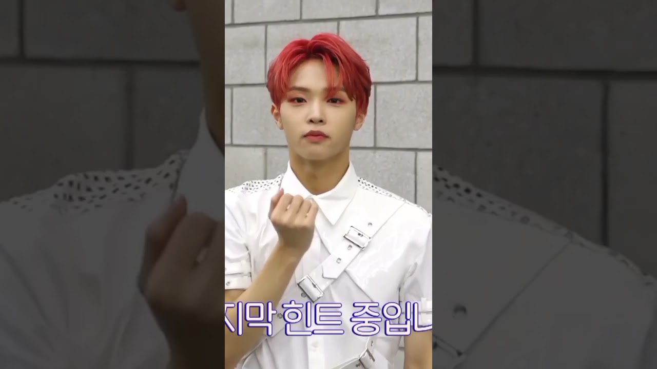 dongpyo always in his own world 🤣🤣🤣🤣 