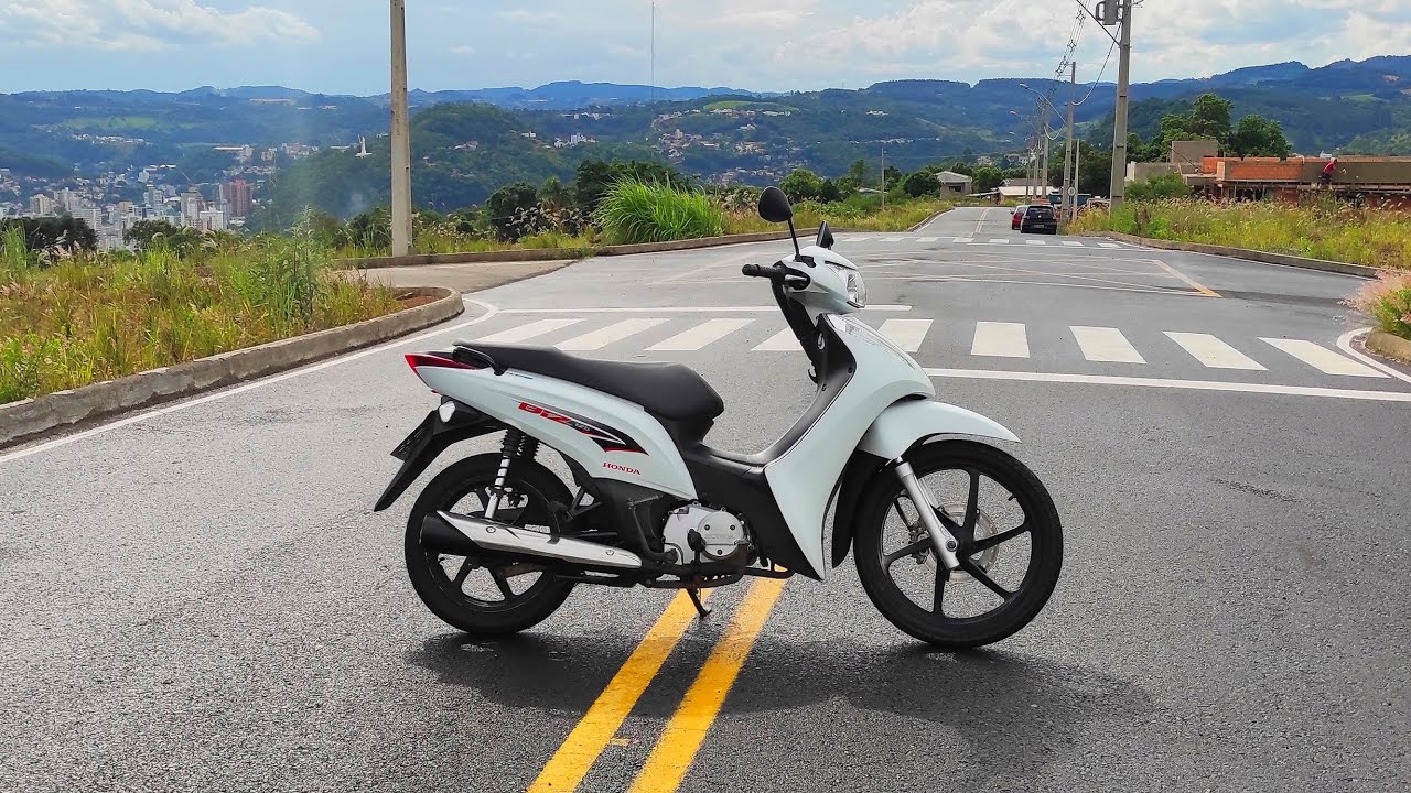 TESTANDO HONDA BIZ 125 2015 - a moto mais econômica do Brasil