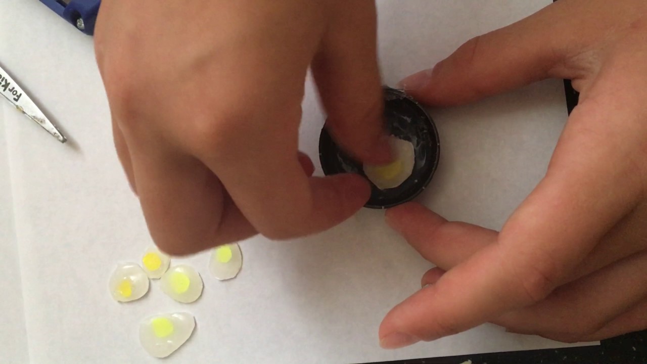 How to make miniature eggs for dolls