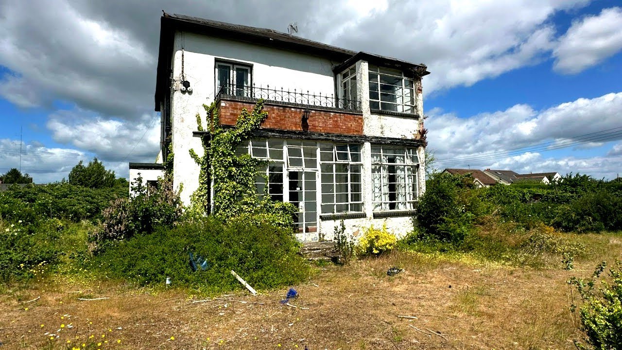 ABANDONED creepy manor house