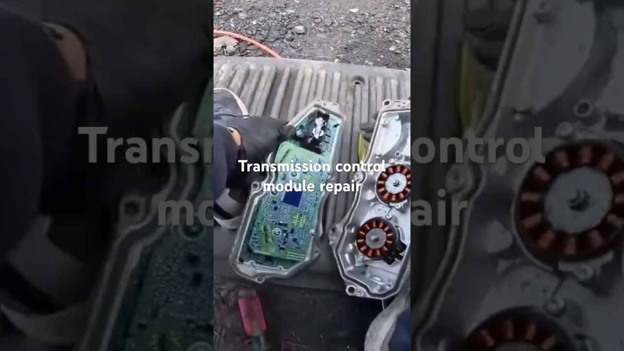 (TCM) Naprawa modułu sterującego skrzynią bieg&oacute;w Ford Fiesta 2011-2018 Ford Focus 2012-2018... 1/3