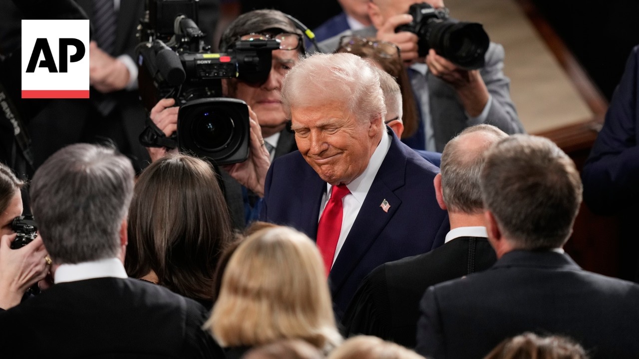 Trump arrives for his 2026 State of the Union address