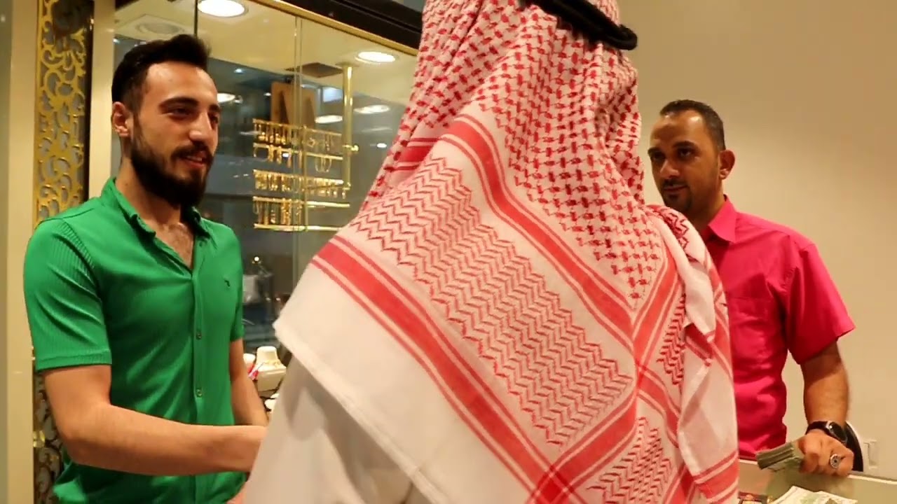 ياريت لو كل شخص مقتدر مالياً يعمل هيك كان أغلب الشباب تيسرت امورهم 💔فيديو تمثيلي برعاية مجوهرات سند