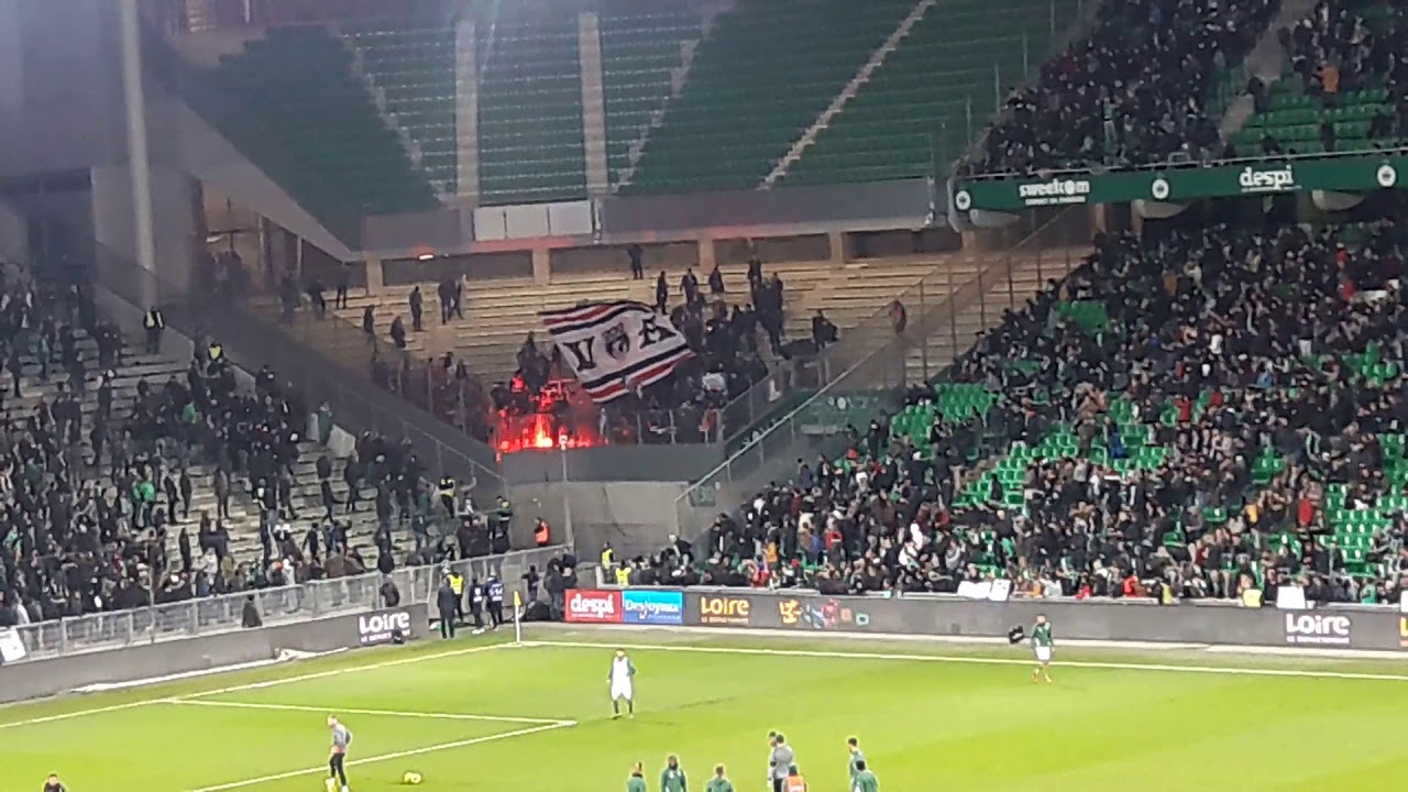 Arriver au stade Geoffroy-Guichard des supporters parisiens