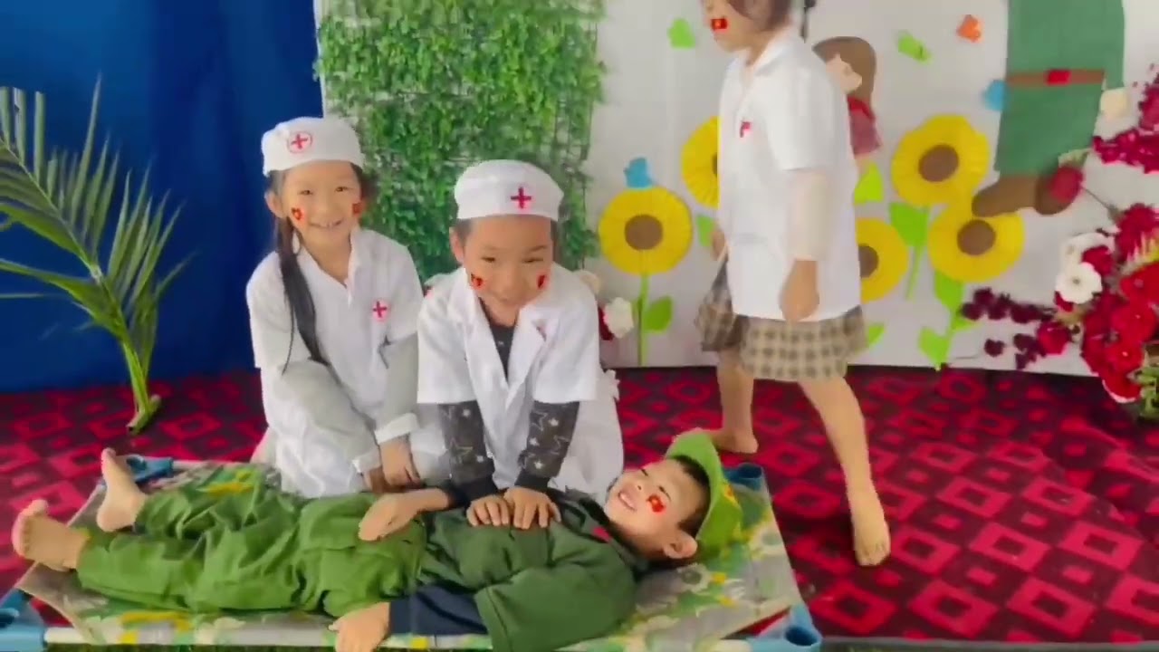Hoạt cảnh bộ đội của Bảo Lâm 5 tuổi