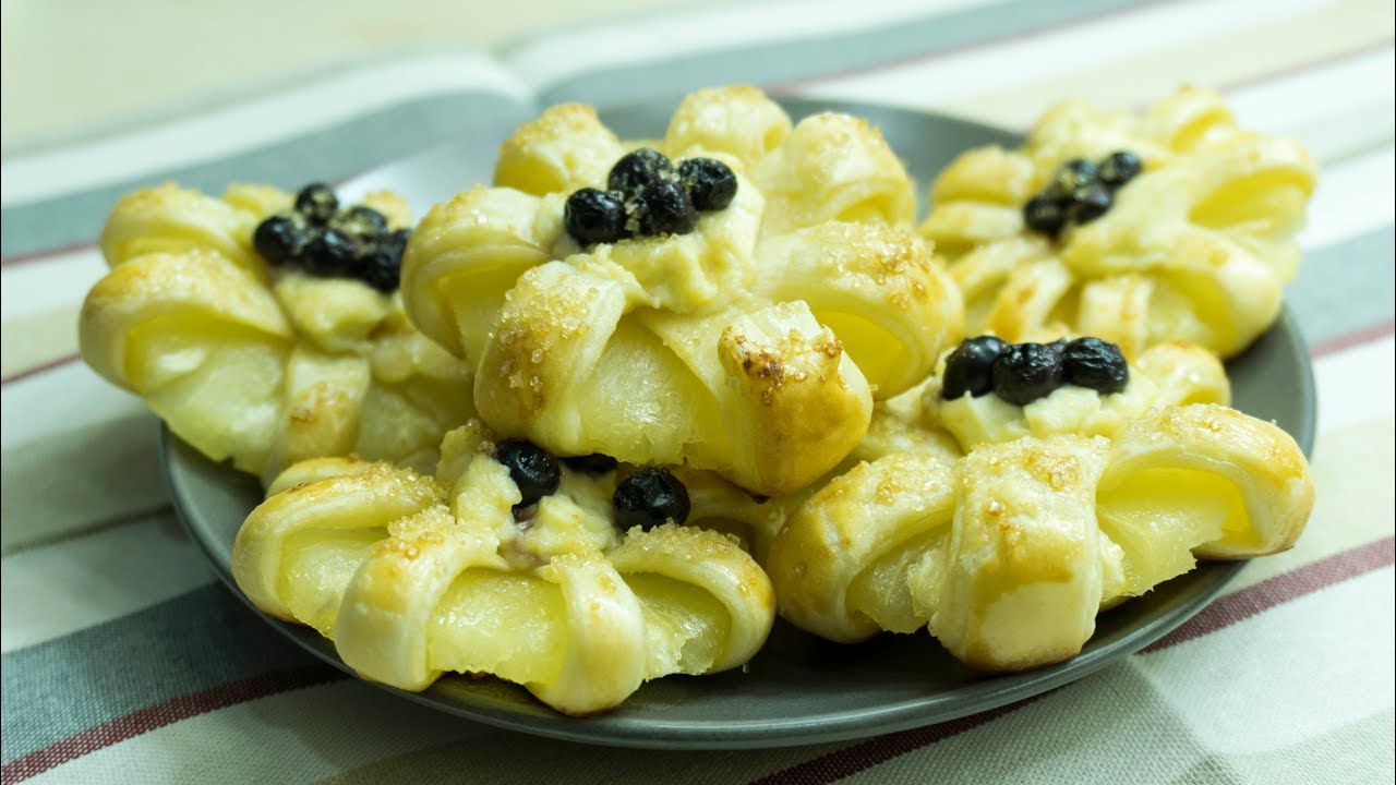 Pineapple Puff Pastry Rings | Pastry ideas