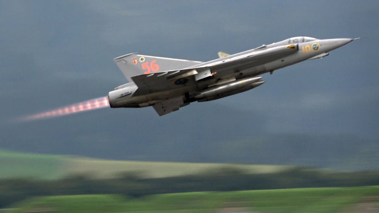 4Kᵁᴴᴰ Saab J-35J Draken Afternoon Display with AMAZING Afterburner @ AIRPOWER ZELTWEG 2019
