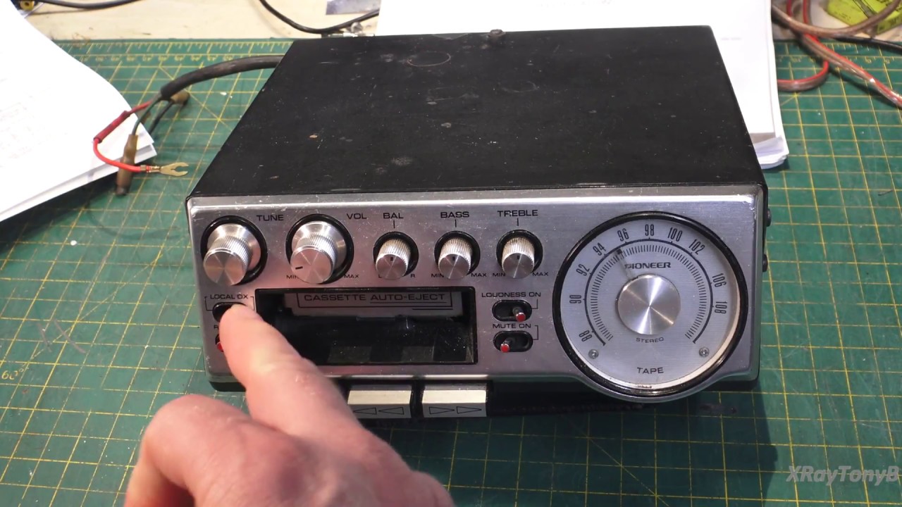 Pioneer KP-500 Car Stereo - Checkout and Modification