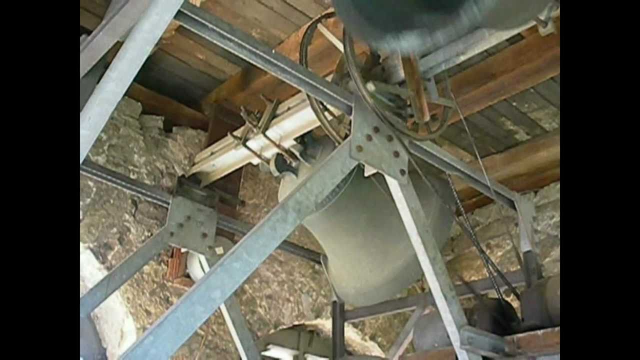 Heilig-Kreuz-Kirche Berwangen mit Glockenl&auml;uten