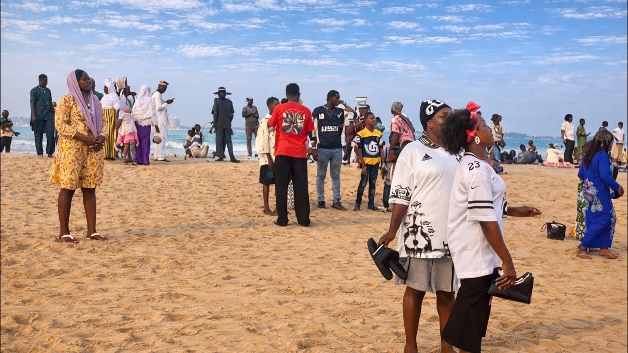 Walking on Cotonou Beach 🏖️ in Benin 🇧🇯 @mhbvlog 