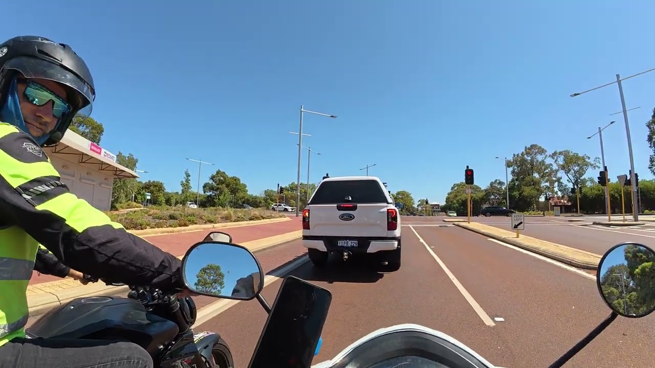 Honda CB300R RE Lams lesson with Elite Motorcycle and Driver Training in Joondalup test area
