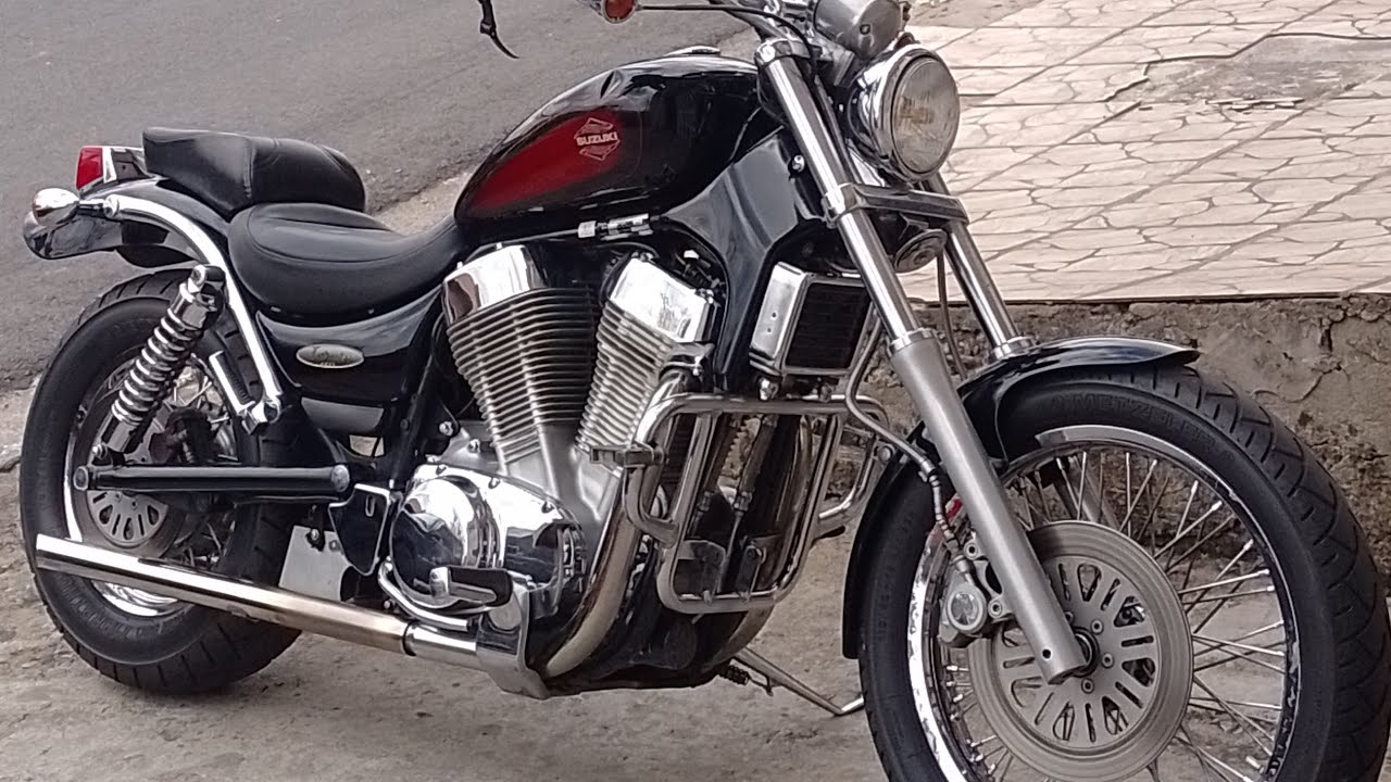Um giro em baixa velocidade com a bruta na cidade.