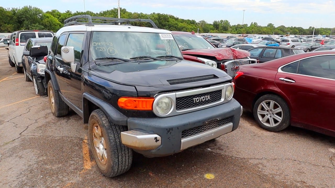 Copart Walk Around 9-1-2020 + Cheap Hail Damaged Toyota FJ Cruiser!!