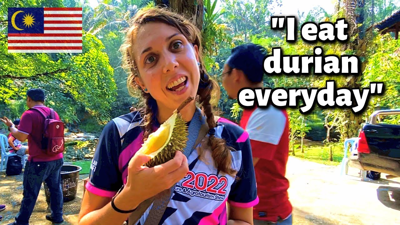 American girl living in Malaysia hunts durian for a living 🇲🇾