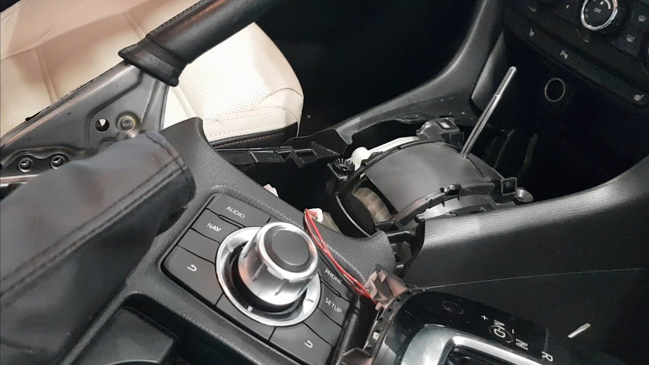 Can not turn off accessories, ignition, audio unit/radio Mazda 6 and CX5