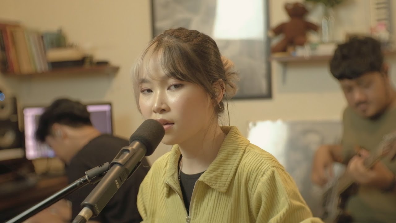 See You On Wednesday | Monica Karina - You Move Me Live Session