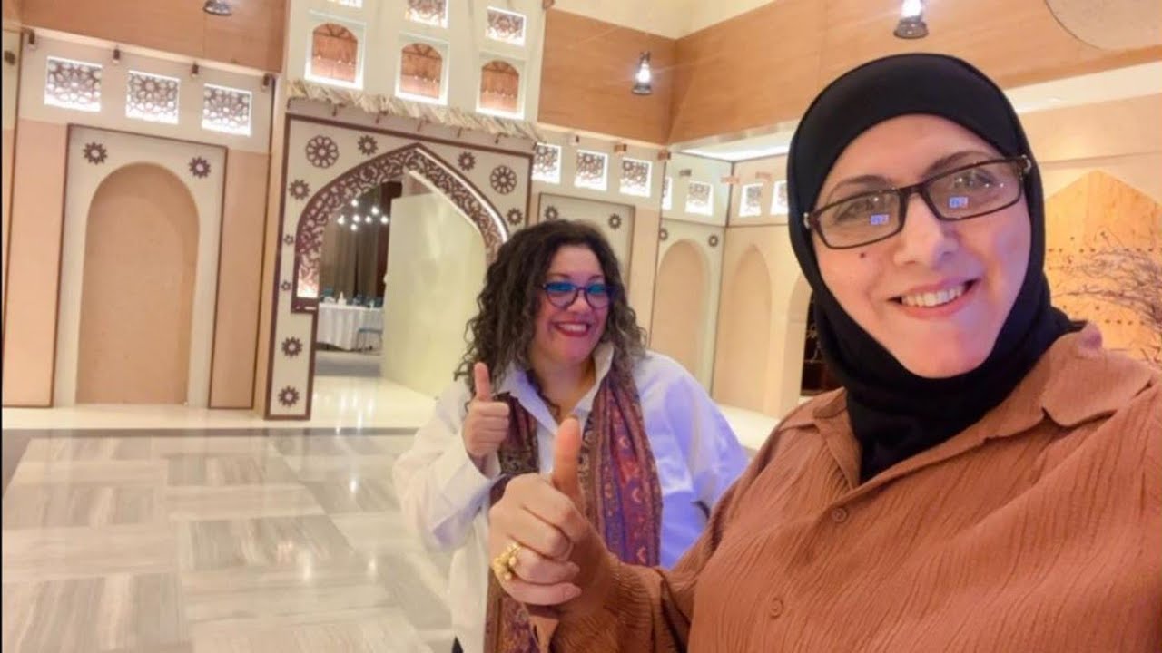 انا وممثلة مصريه رحنا جبل القارة بس للاسف ماقدرنا ندخل في الفيديو رح تعرفو السبب 