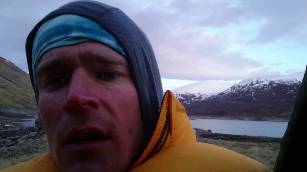 April fool: A Ski/Kayak journey on Loch Mullardoch  (loooong version)