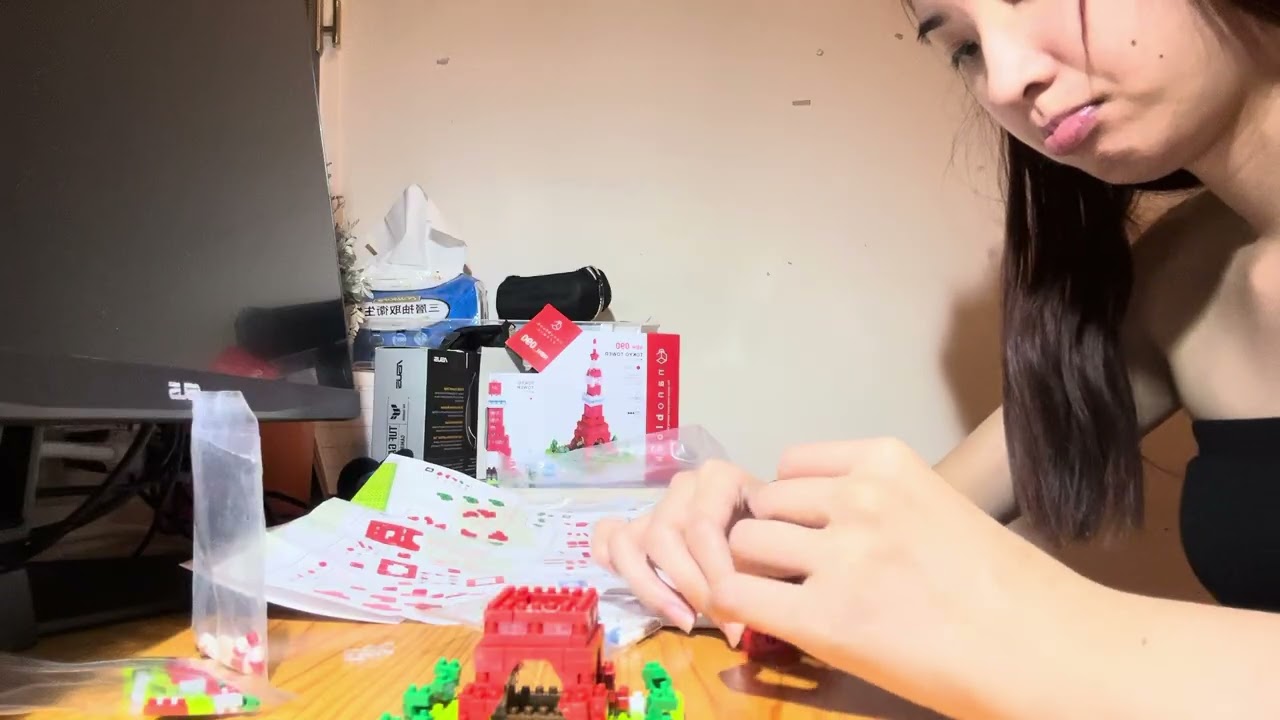 Tokyo Tower LEGO 3/4