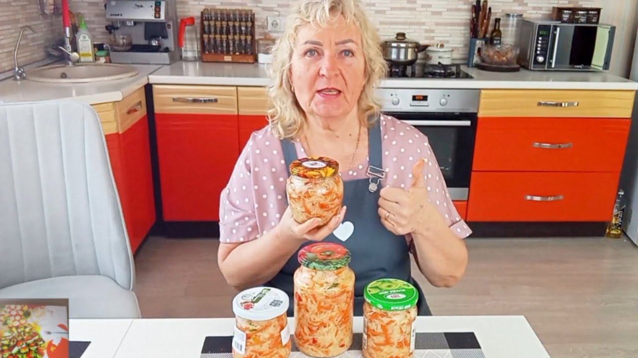 Салат 🥗 из капусты 🥬 с морковью 🥕 и болгарским перцем 🫑.