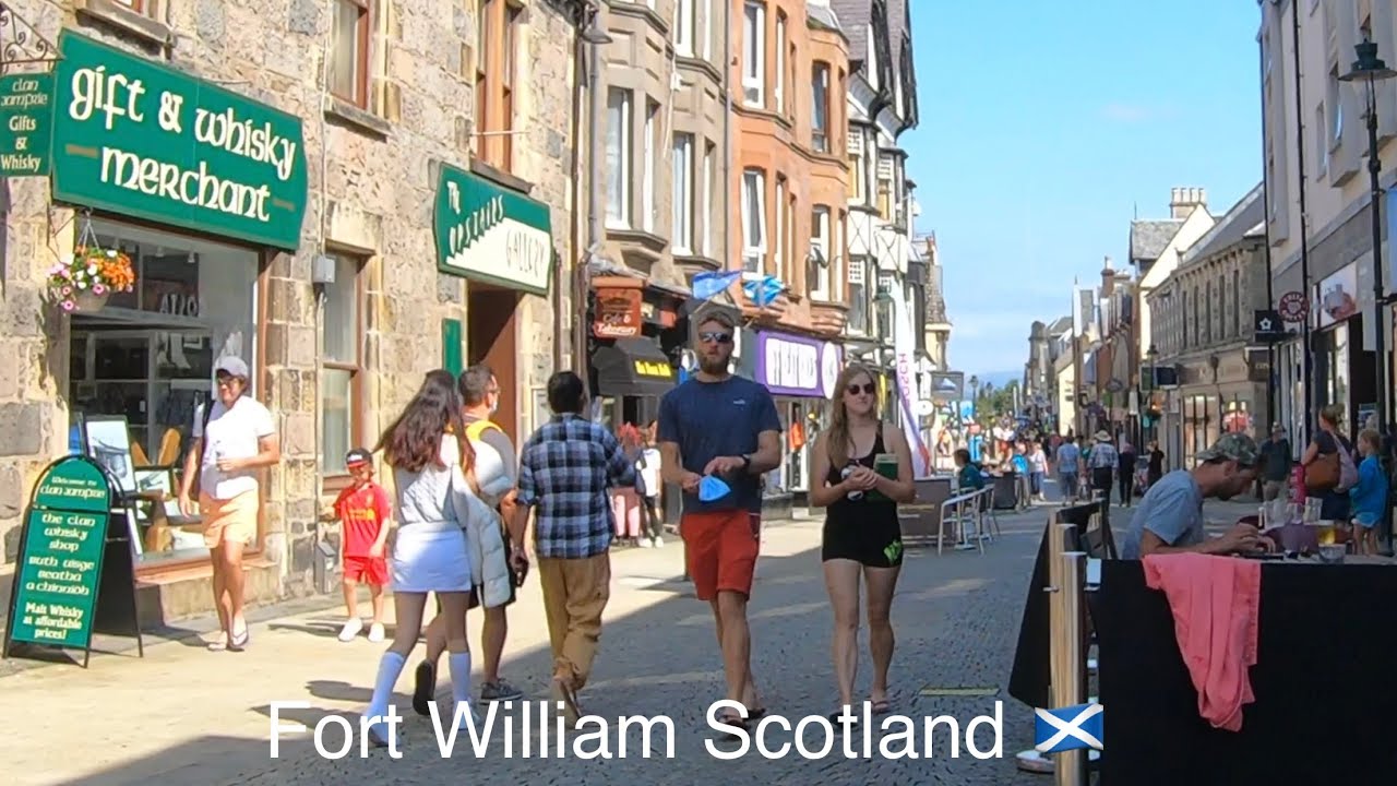 Fort William Scotland 🏴󠁧󠁢󠁳󠁣󠁴󠁿 town centre walk 2020