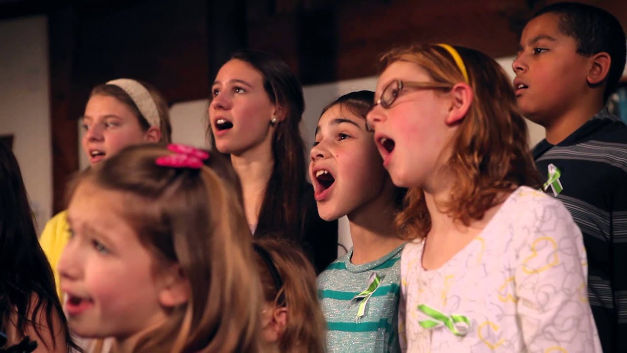 Newtown Students sing 